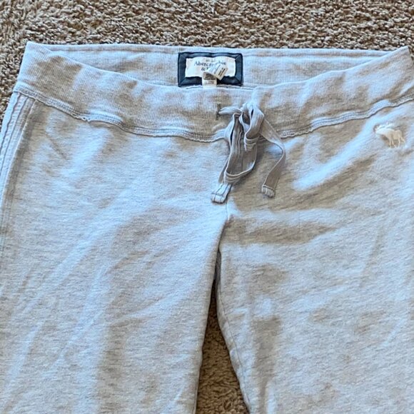 Abercrombie & Fitch Grey Sweat Long Shorts - Picture 3 of 6